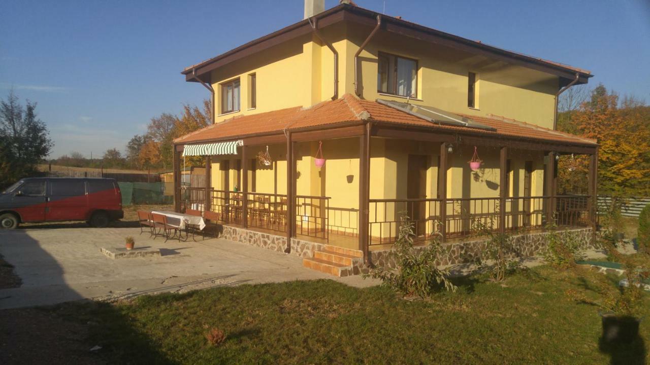 Pensiunea Casa Vanatorului Ξενοδοχείο Oteleni Εξωτερικό φωτογραφία